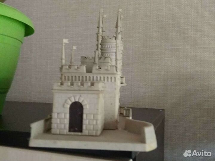 Ласточкино гнездо