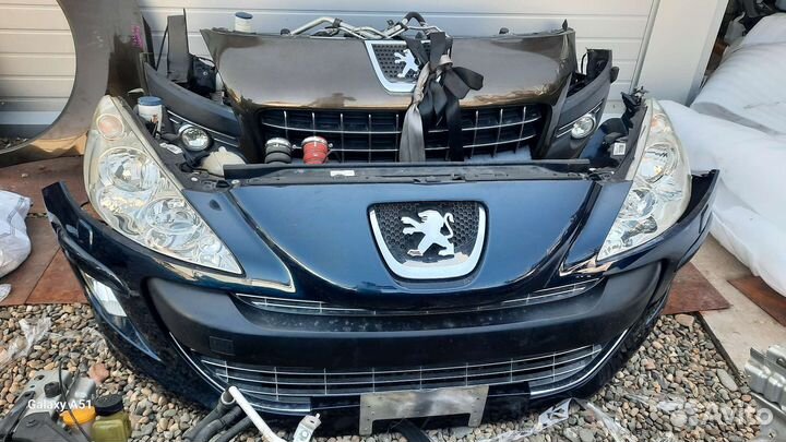 Передний бампер Пежо 308