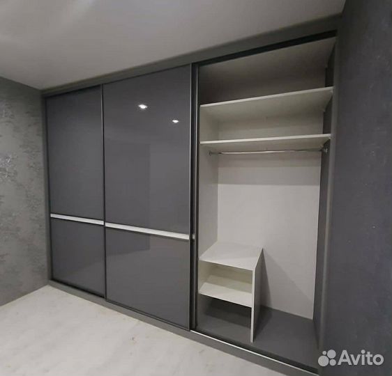 Шкаф в прихожую