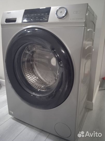 Стиральная машина бу Haier HW70-BP12959AS 7кг