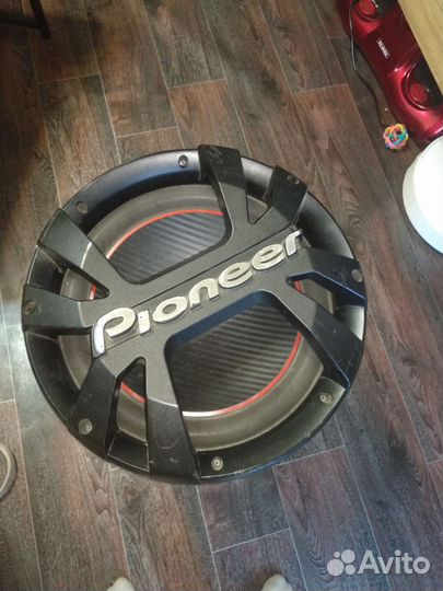 Саб pioneer 1300w