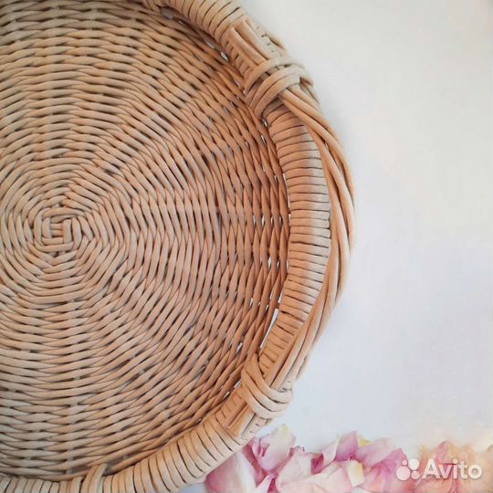 Поднос плетёный с ручками