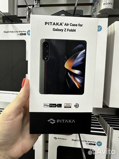 Pitaka Air Case на Samsung Galaxy Z Fold4
