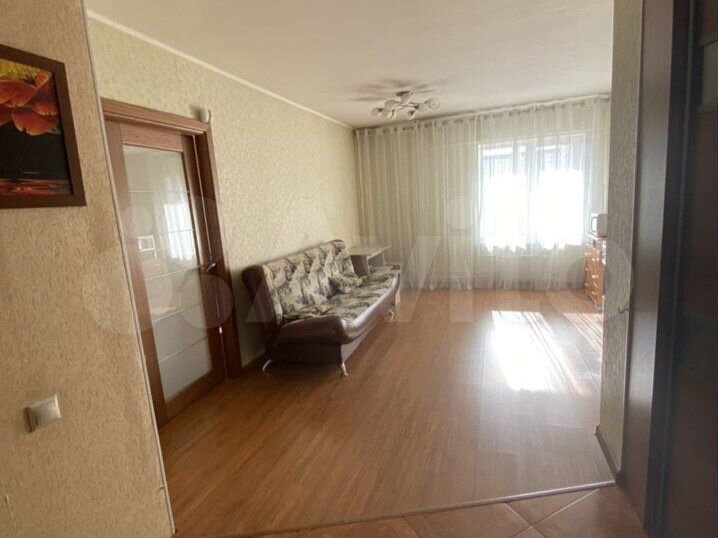 2-к. квартира, 50 м², 6/10 эт.