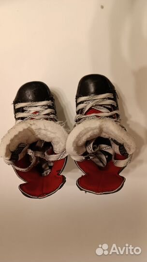 Хоккейные коньки bauer vapor x500, размер 26