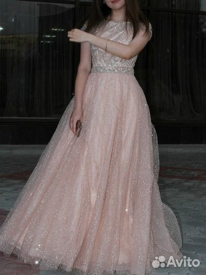 Платье на выпускной для принцессы