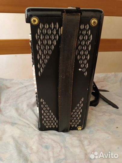 Баян трехрядный