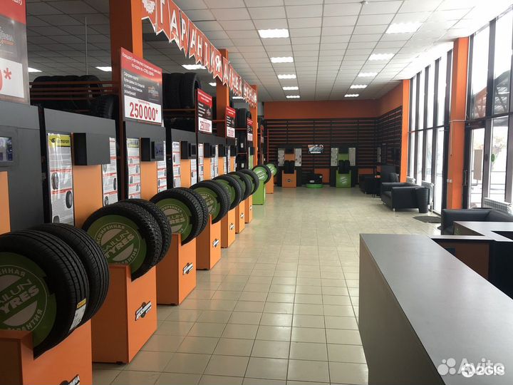 Rydanz Nordica NR01 235/50 R18