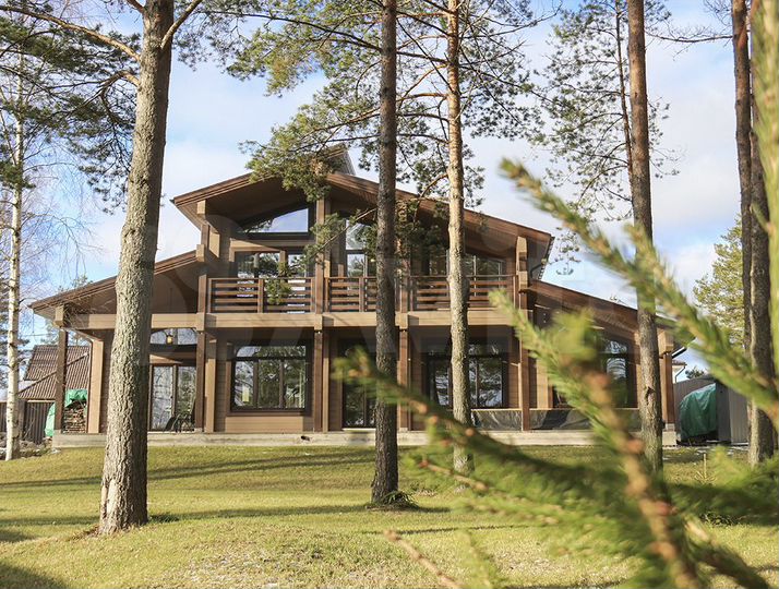 Дом 230 м² на участке 12 сот.