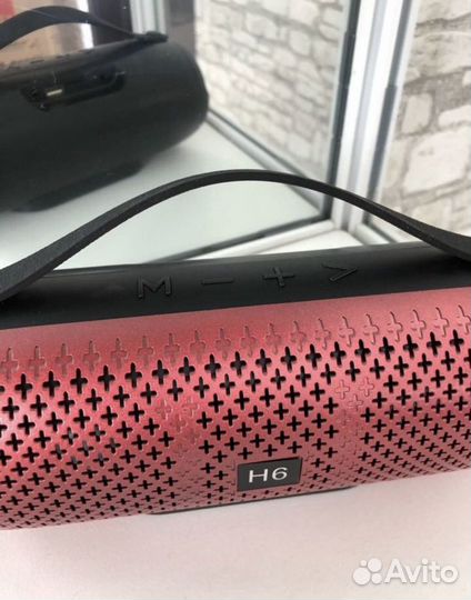 Портативная колонка