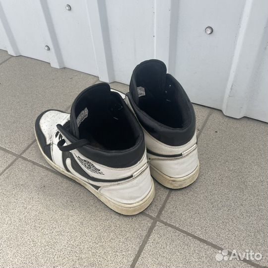 Кроссовки air jordan 1