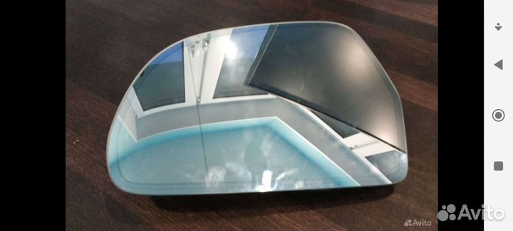 Стекло водительского зеркала Superb 2
