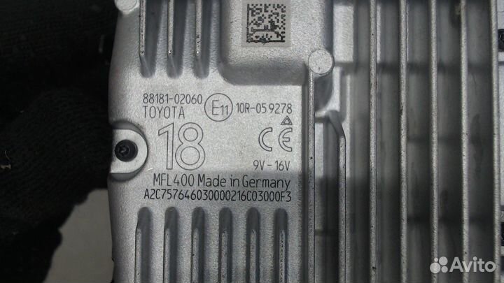 Камера переднего вида Toyota Auris E18 2012, 2017