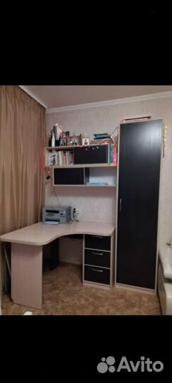 Уголок школьника, компьютерный стол, пенал