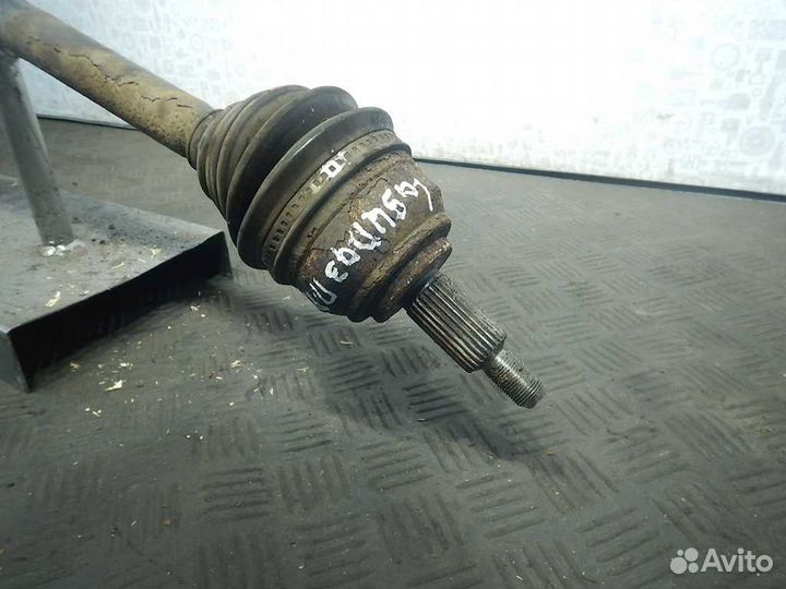 Полуось передняя правая (приводной вал, шрус)