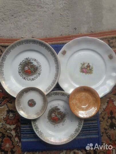 Набор столовой посуды(предметы сервиза).GDR. Вазы