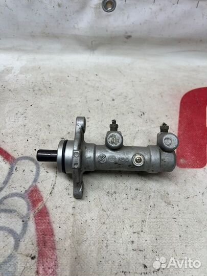 Главный тормозной цилиндр Kia Spectra SD