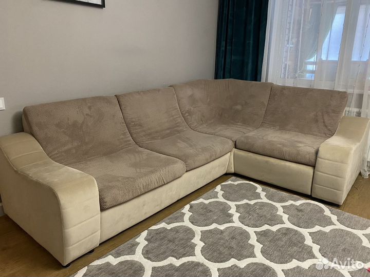 Угловой диван