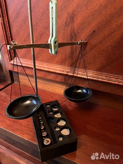 Весы аналитические