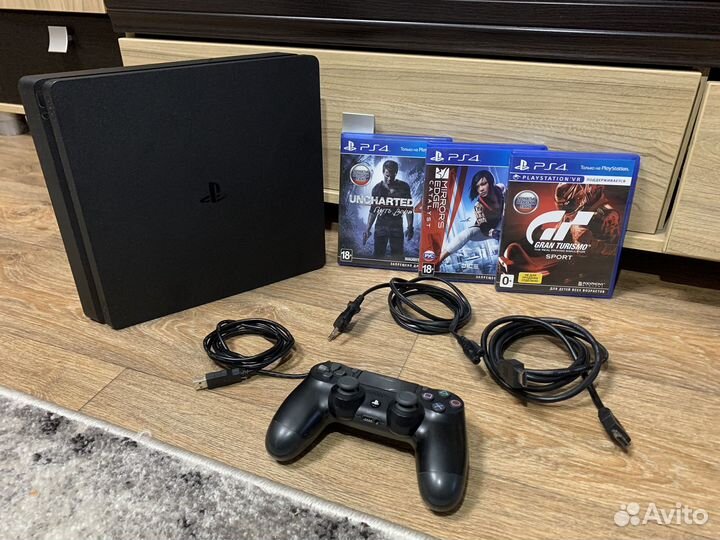Sony PS4 Slim 1tb
