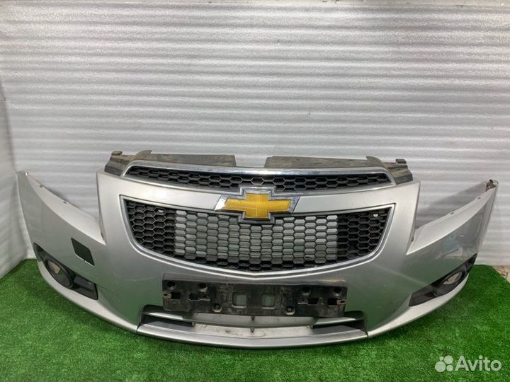 Бампер передний Chevrolet Cruze седан 1.8 F18D4