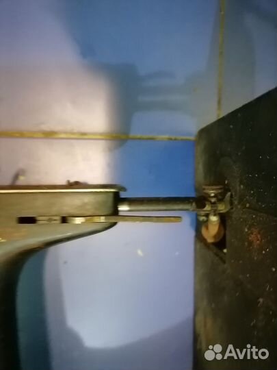 Швейная машинка зингер ручная