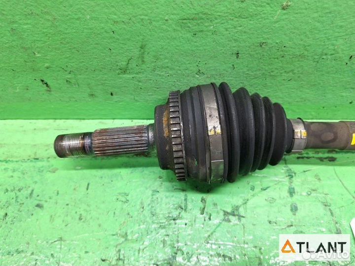 Привод передний правый toyota sienta