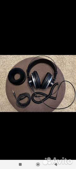 Студийные наушники AKG 271 MK II