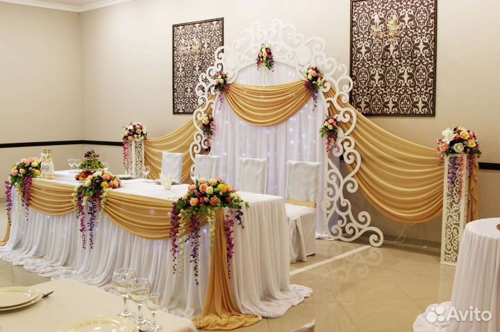 Резная арка