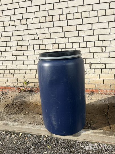 Бочка пластиковая 220 литров б/у