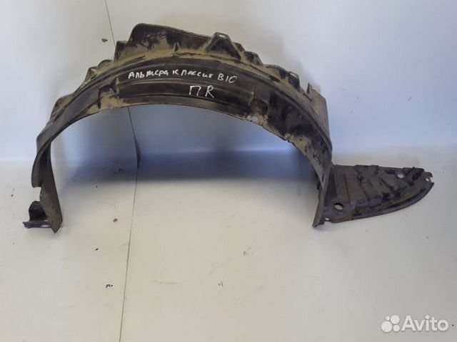Подкрылок передний правый Nissan almera classic