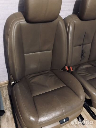 Передние сидения w221