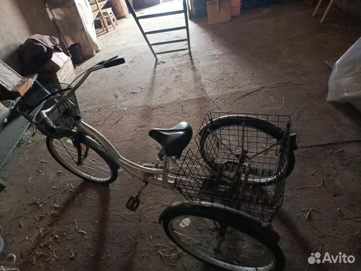 Трехколесный велосипед для взрослых