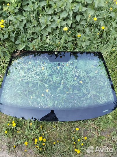 Лобовое стекло volkswagen jetta 6