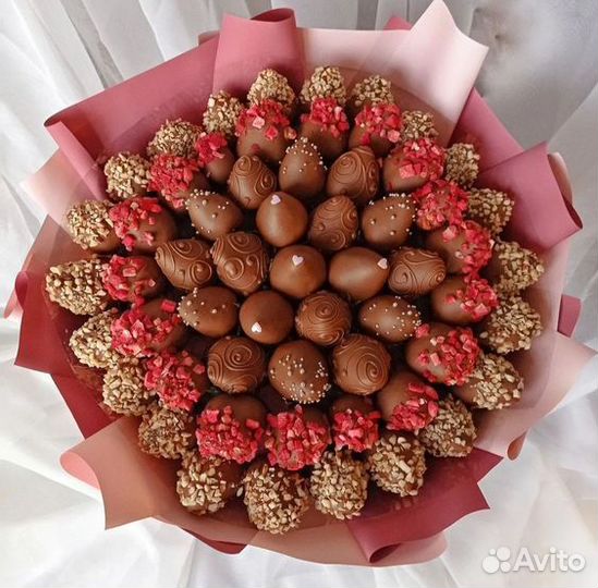 Клубника в шоколаде букеты и наборы