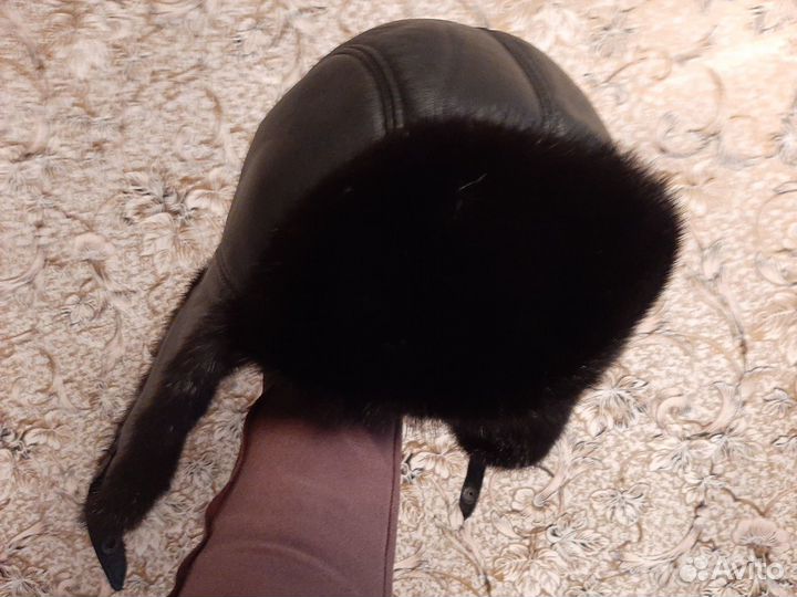 Шапка зимняя из норки и кожи