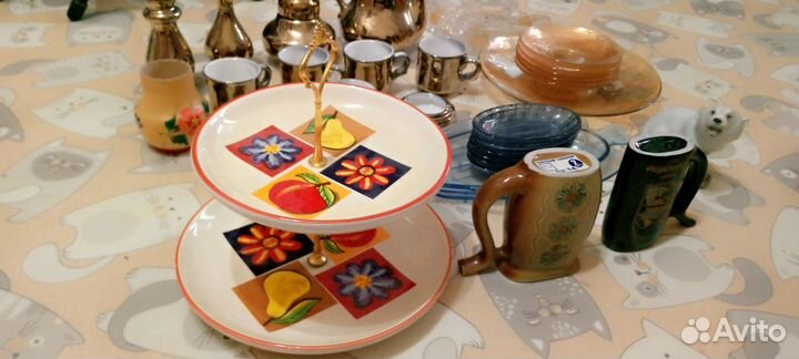 Набор кухонной столовой посуды: фарфор,керамика