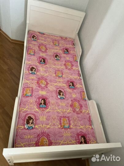 Кровать IKEA с матрасом