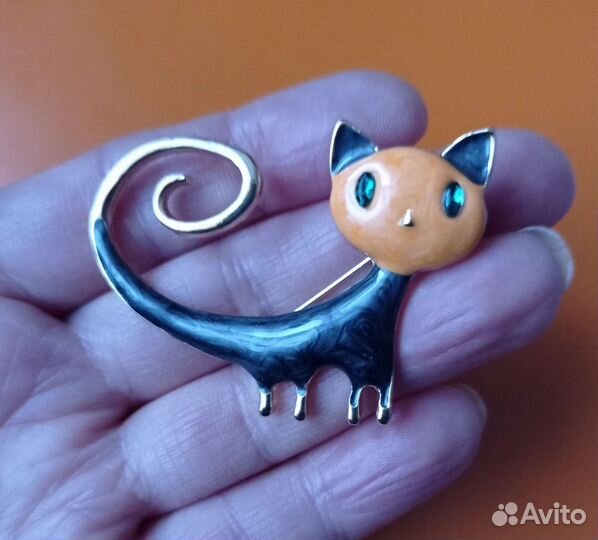 Брошь-кулон Кошка. Новая