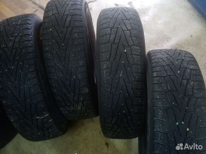 Nexen Winguard Spike SUV 215/70 R16 M