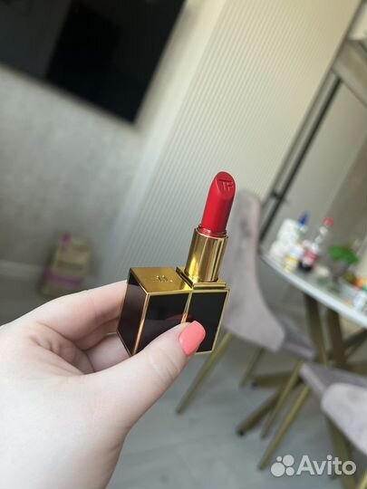 Помада Tom Ford 10 cherry lush