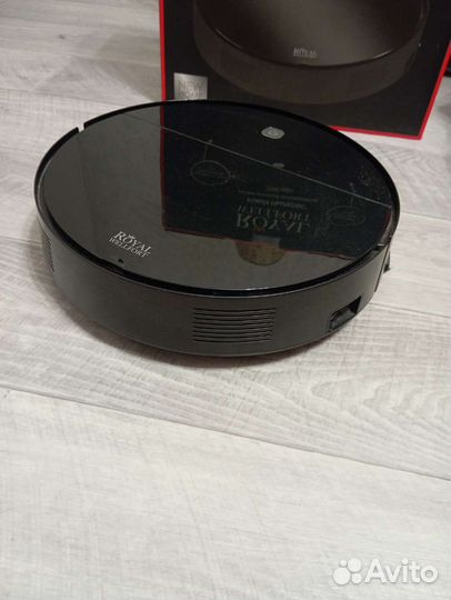 Робот пылесос