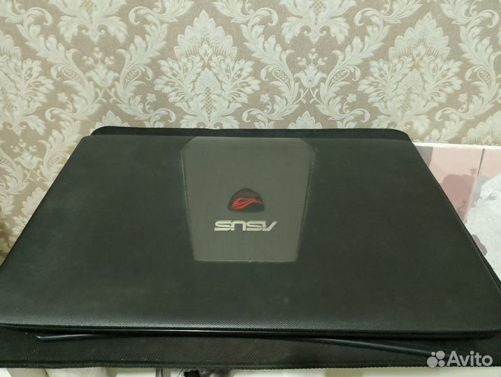 Продам ноутбук Asus