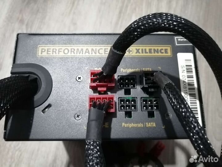 Блок питания Xilence 850W Gold нерабочий