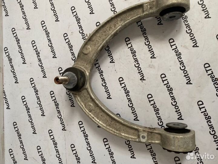 Рычаг верхний левый Mercedes-Benz Gls-Class W166