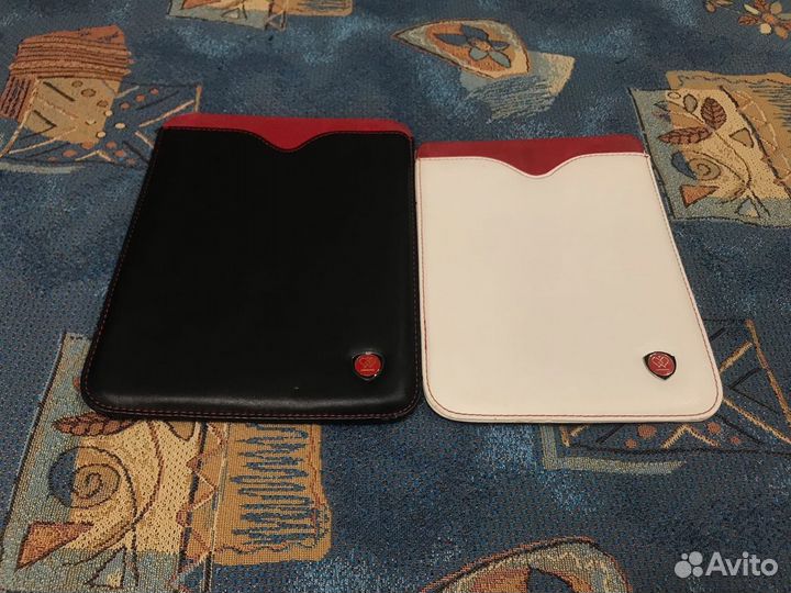 Чехлы для планшета