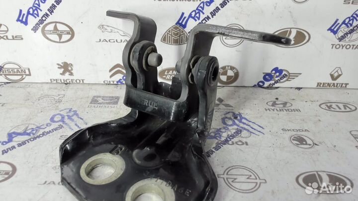 Петля двери задней левой верхняя Ford Fusion 2002