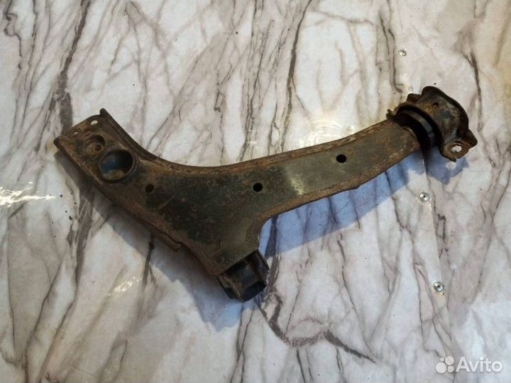 Рычаг левый Chevrolet Lanos 2007