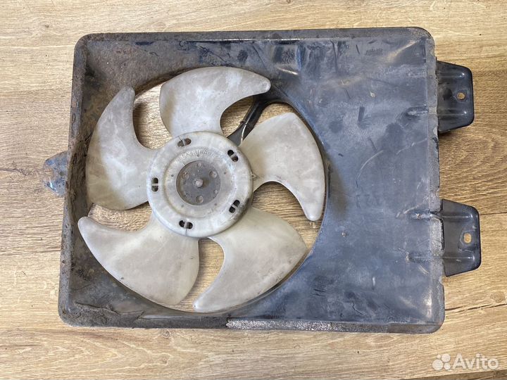 Mitsubishi carisma вентилятор охлаждения