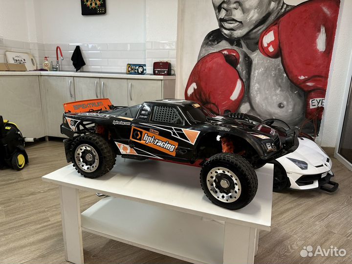 Радиоуправляемая модель Baja 5t двс